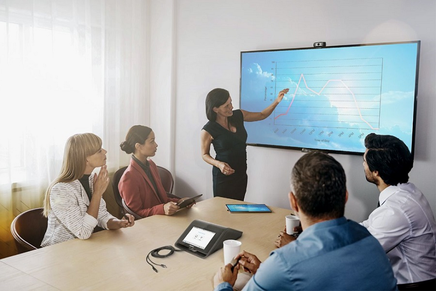 3 Essential Crestron Benefits for Your Conference Room Setup